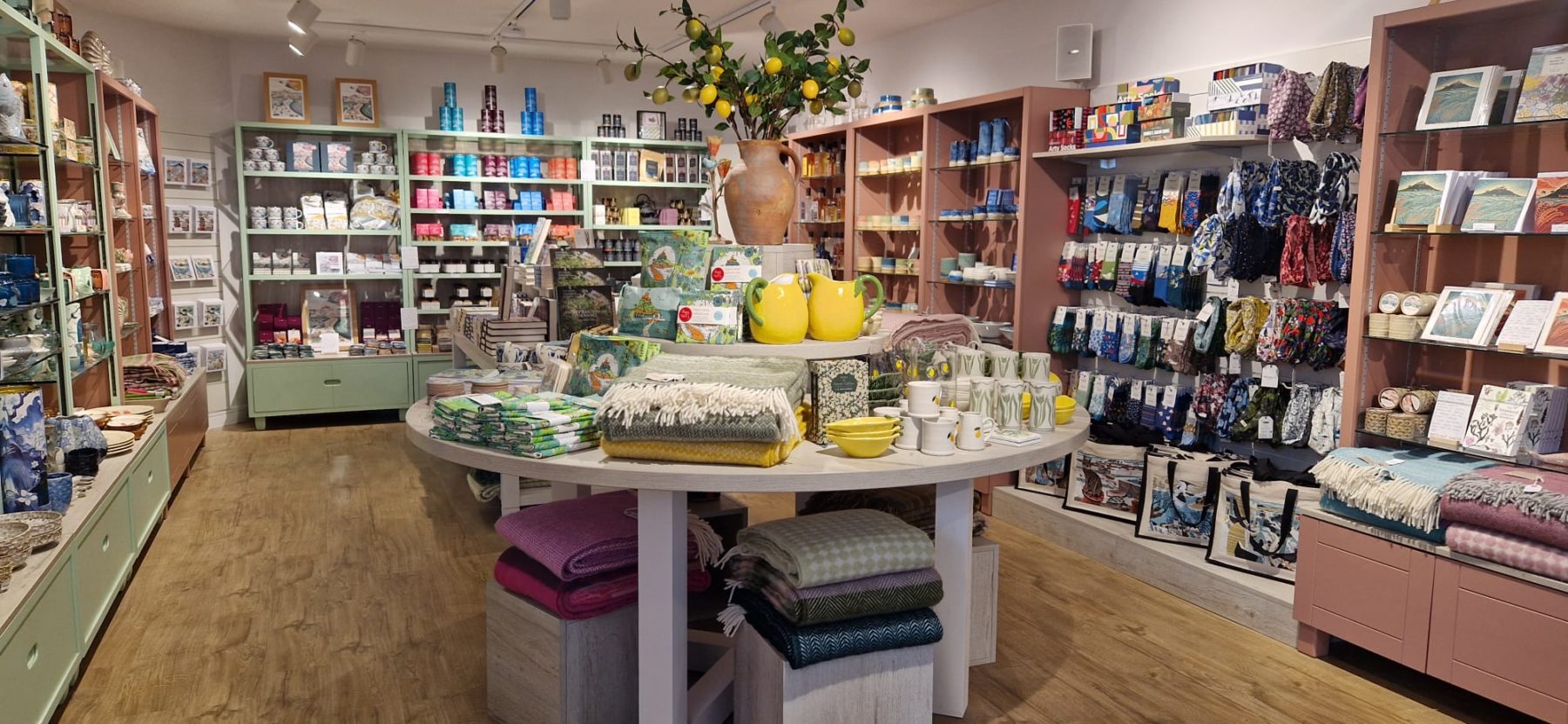 The Mount Shop
